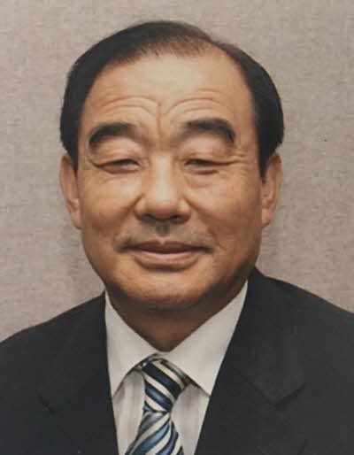 강영창목사님.jpeg